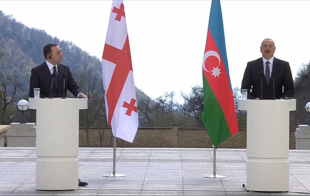 Prezident: Həm Gürcüstanın, həm də Azərbaycanın maraqlı tarixi yerləri ilə tanış olmağımız dostluğumuzu daha da gücləndirir VİDEO