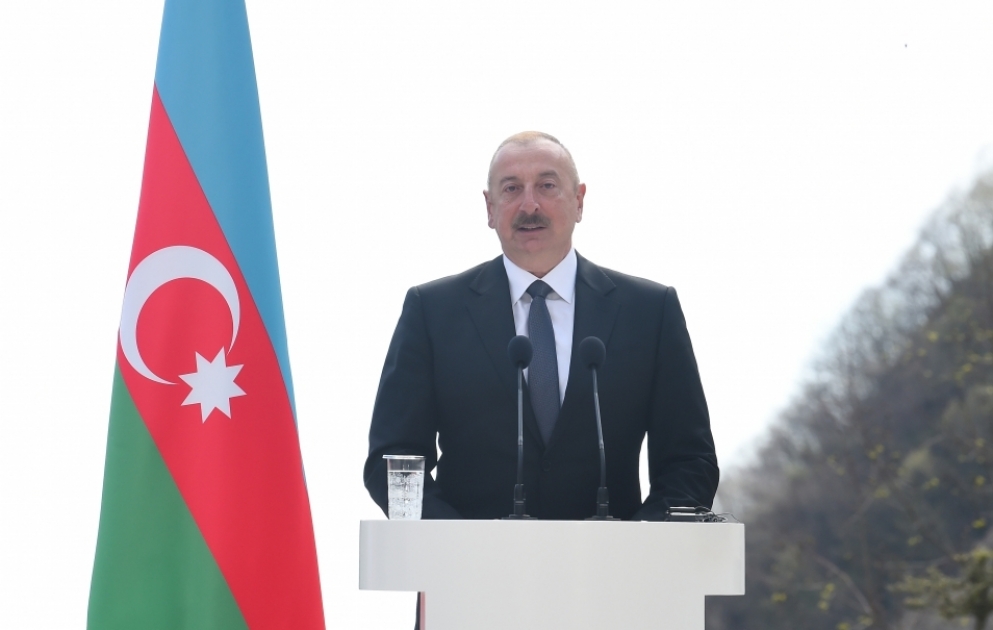 Prezident İlham Əliyev: Müzakirə olunan məsələlər bir məqsədi güdür ki, ikitərəfli əməkdaşlığı dərinləşdirək VİDEO