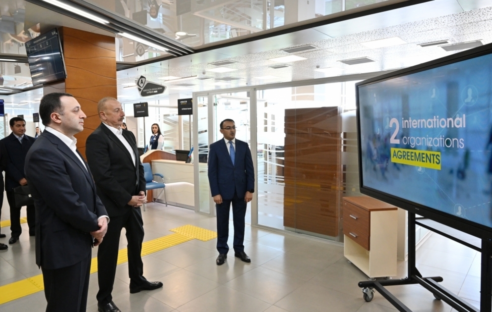 Guébélé : le président azerbaïdjanais et le Premier ministre géorgien visitent le centre régional du service ASAN VIDEO