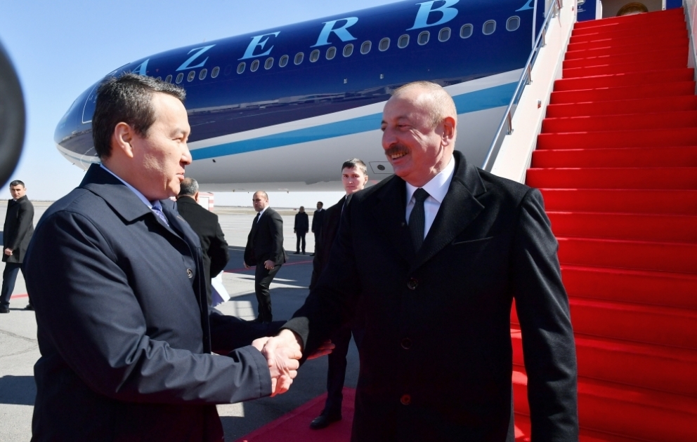 Azərbaycan Prezidenti İlham Əliyev Qazaxıstana rəsmi səfərə gəlib VİDEO