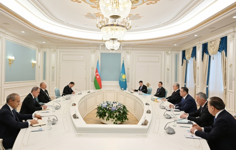 Les présidents azerbaïdjanais et kazakh ont eu une rencontre restreinte MIS A JOUR VIDEO
