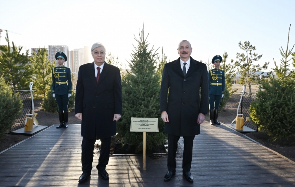 Inauguration de la rue Heydar Aliyev à Astana VIDEO