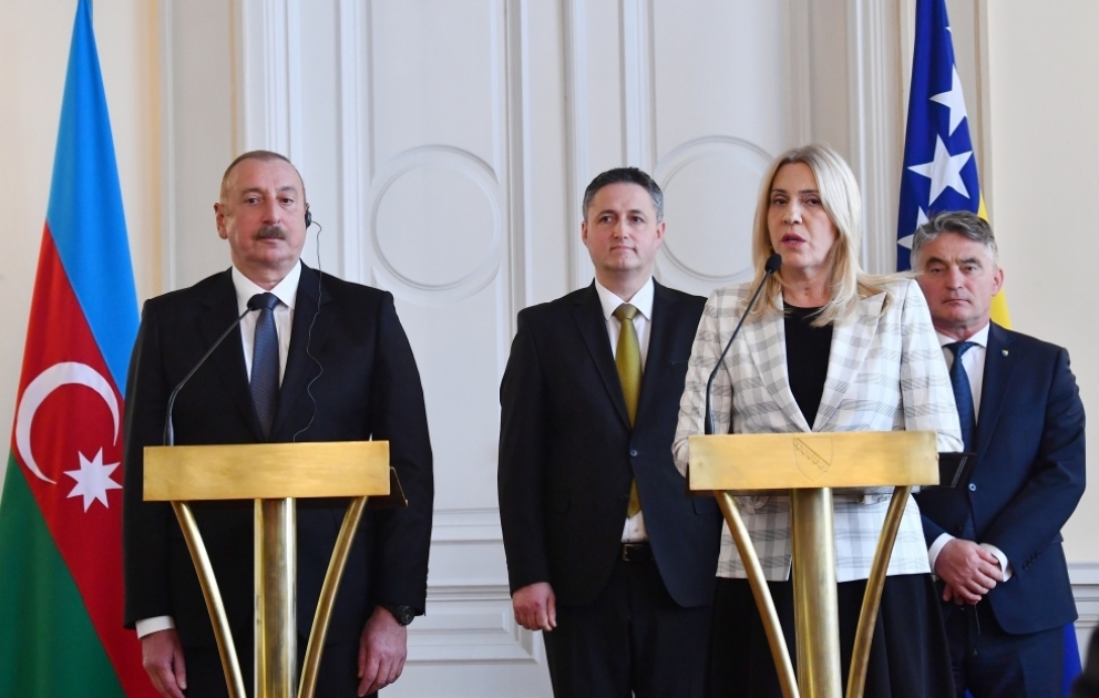Sarajevo: Aserbaidschans Präsident Ilham Aliyev und Vorsitzende des Staatspräsidiums von Bosnien und Herzegowina treten mit Erklärungen für Presse ab VIDEO