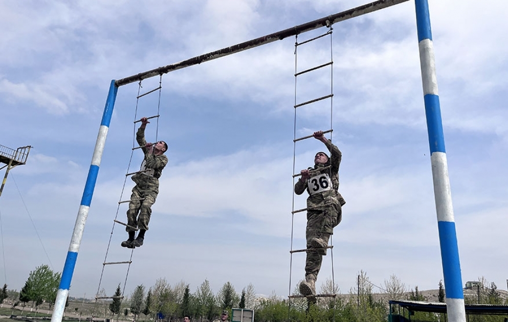 Pentathlon competitions held among Azerbaijan Army’s servicemen VIDEO