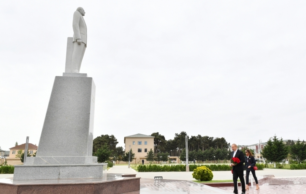 President Ilham Aliyev and First Lady Mehriban Aliyeva visited Neftchala district VIDEO