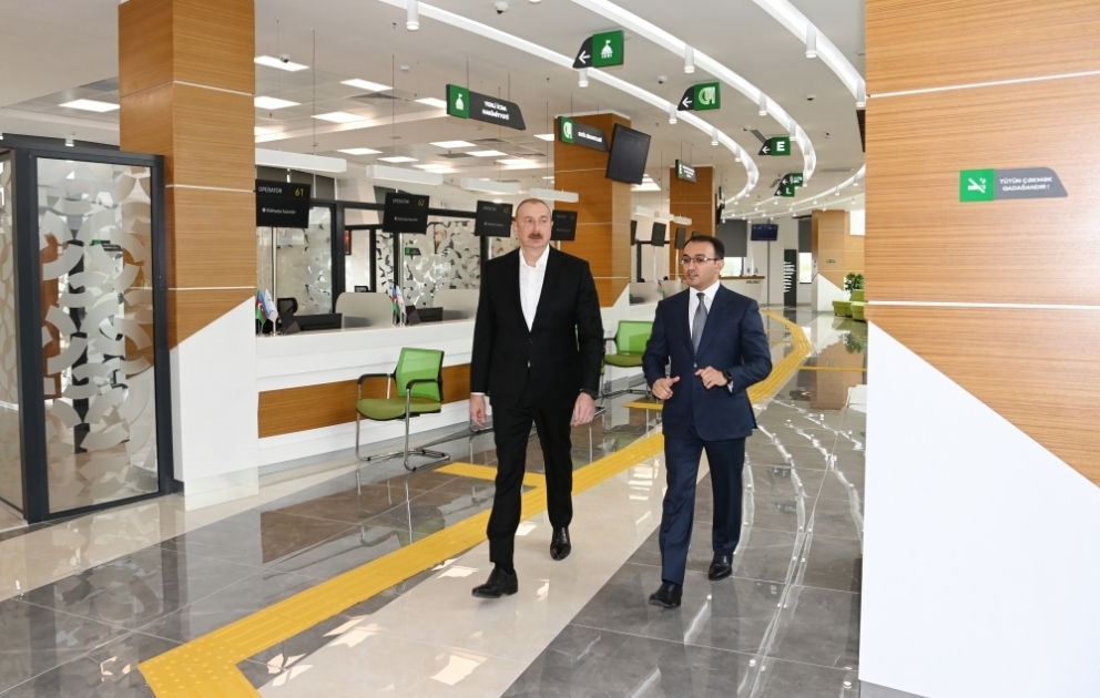 Le président Ilham Aliyev inaugure un centre « Service ASAN » à Salyan  VIDEO