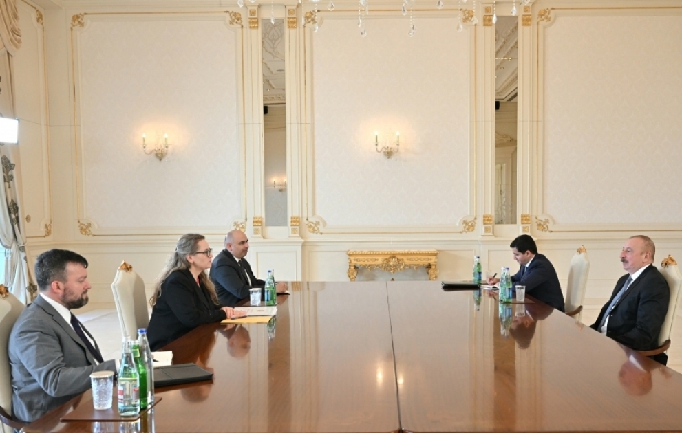 Präsident Ilham Aliyev empfängt stellvertretende Assistentin von US-Staatssekretär VIDEO
