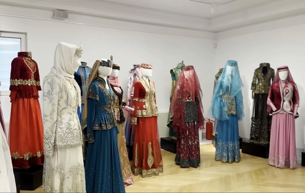 National clothing collection "Karabakh" by Gulnara Khalilova presented in Belgrade VIDEO