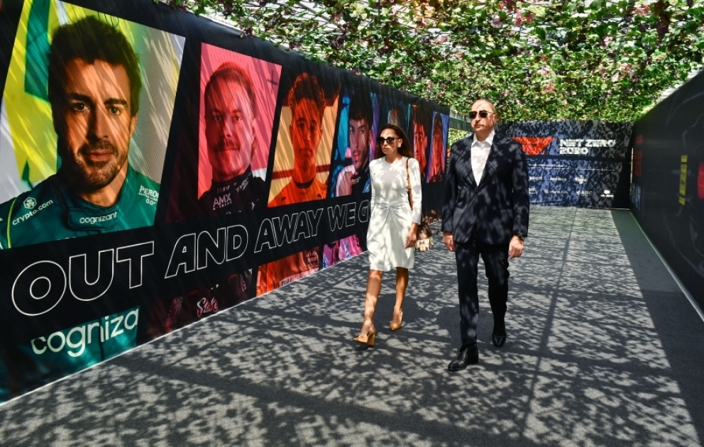 Formel-1-Grand-Prix von Aserbaidschan 2023 in Baku  Präsident Ilham Aliyev und First Lady Mehriban Aliyeva schauen beim vierten Rennen zu VIDEO