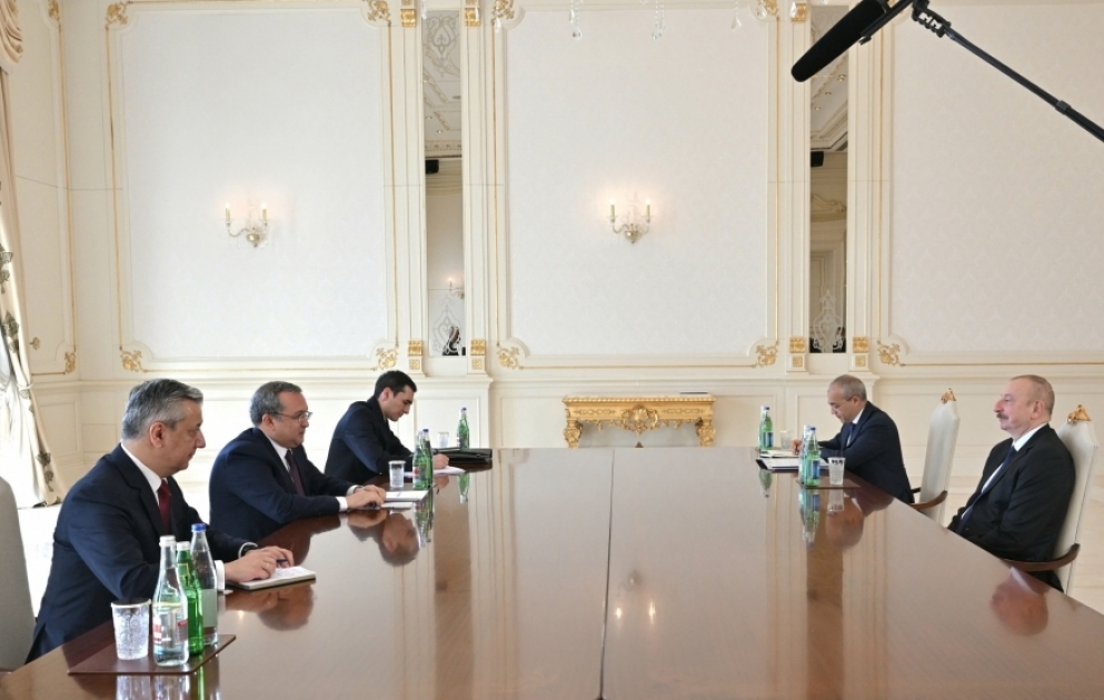President Ilham Aliyev received Chairman of Board of “Uzavtosanoat” JSC of Uzbekistan VIDEO