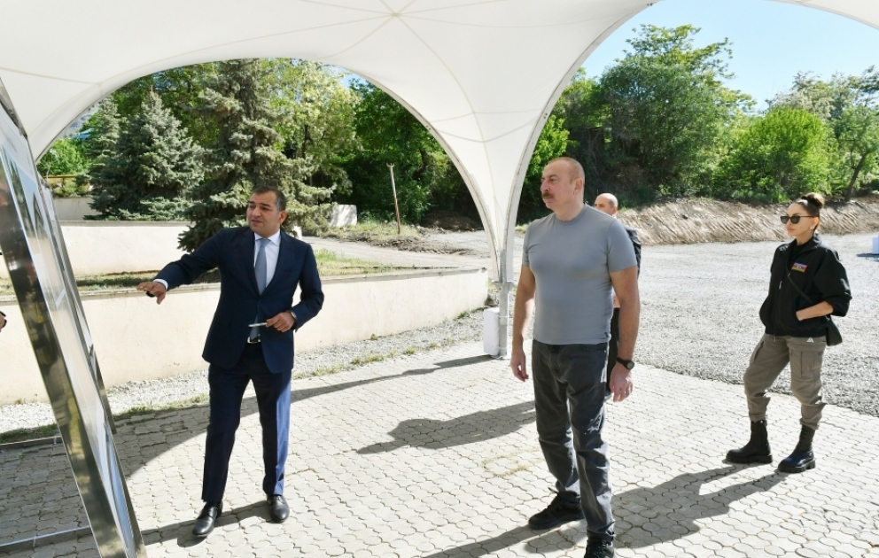 Prezident İlham Əliyevə və birinci xanım Mehriban Əliyevaya Hadrutun turizm inkişaf konsepsiyası barədə məlumat verilib VİDEO