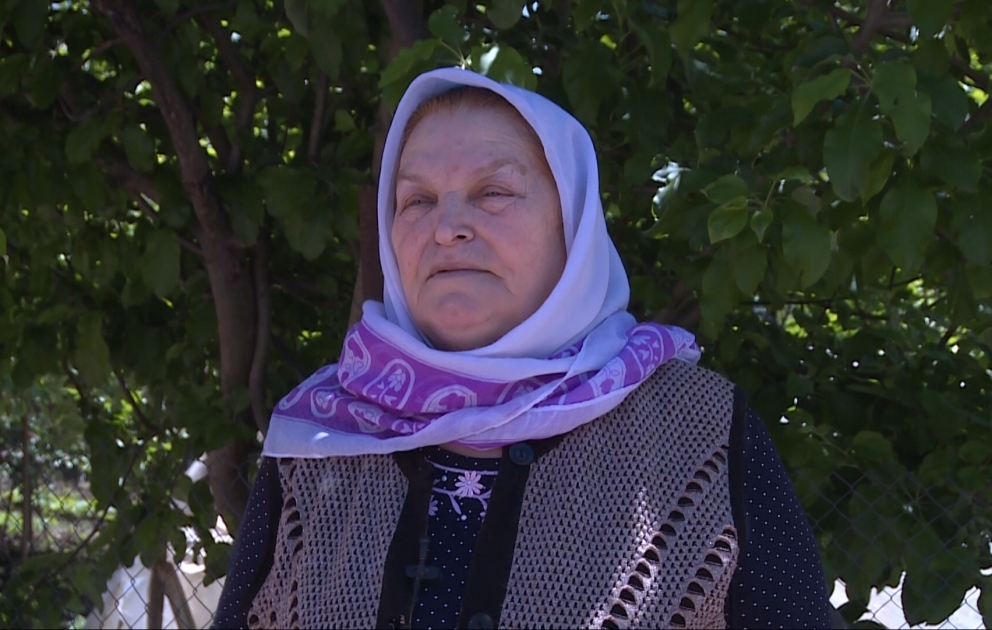“O, qəlbimizdədir, həmişə bizimlədir” – fəhləlikdən deputatlığa qədər yüksələn Kəsirə Həsənova VİDEO