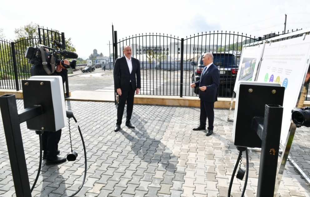 Präsident Ilham Aliyev weiht Zentrum für innovative Technologien elektrischer Netze von Schuscha ein  VIDEO