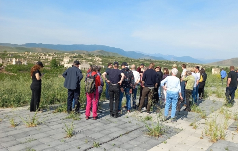 İsveçdən olan dünya səyyahlarının Qarabağ və Şərqi Zəngəzura səfəri başlayıb  FOTO VİDEO