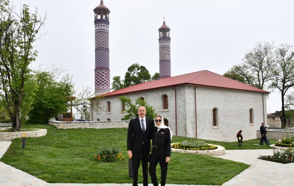 Schuscha: Yukhari Govhar Aga Moschee nach Restaurierungsarbeiten wieder eröffnet VIDEO