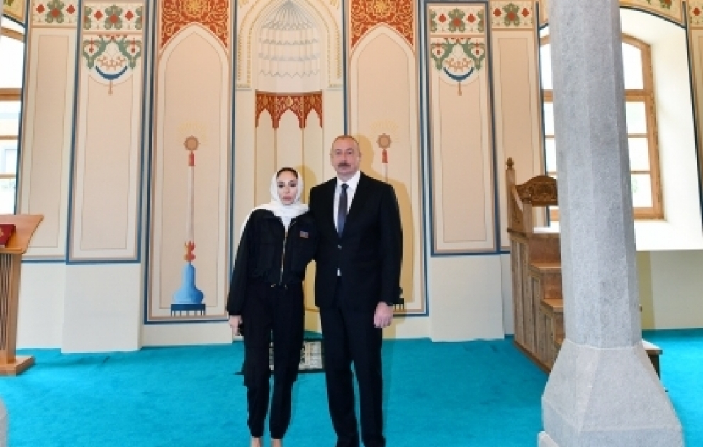 Saatli-Moschee in Schuscha nach Restaurierungsarbeiten wieder eröffnet  VIDEO