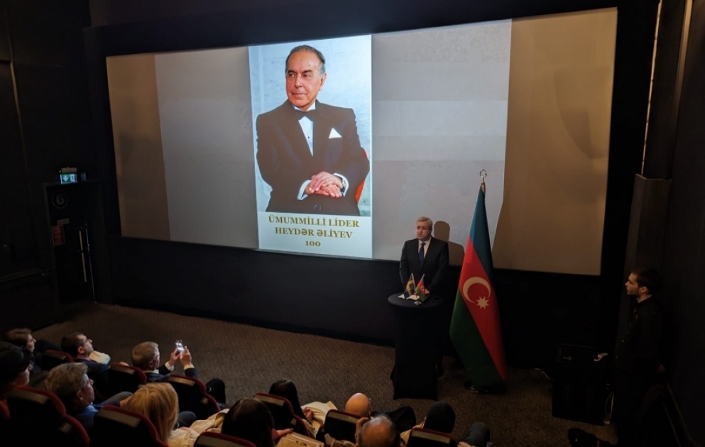 İsveçdə Heydər Əliyevin 100 illik yubileyi münasibətilə film nümayiş olunub VİDEO