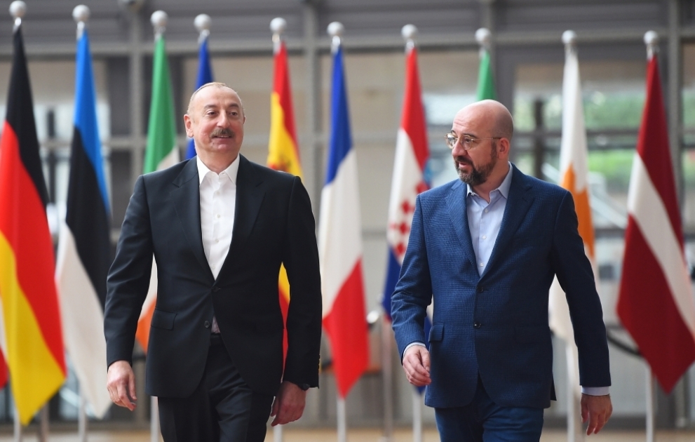 Brüsseldə Azərbaycan Prezidenti İlham Əliyevin Avropa İttifaqı Şurasının Prezidenti Şarl Mişel ilə görüşü olub YENİLƏNİB -2 VİDEO