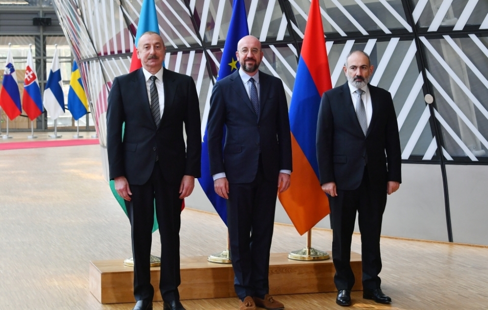 Entretien du président Ilham Aliyev avec le président du Conseil européen et le premier ministre arménien à Bruxelles MIS A JOUR VIDEO