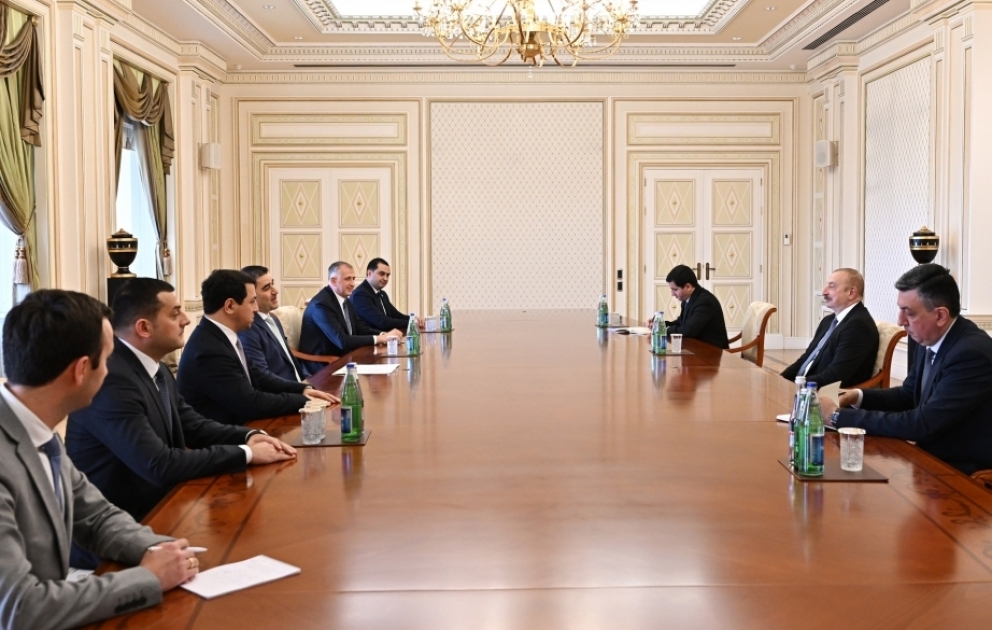 Präsident Ilham Aliyev empfängt georgischen Parlamentssprecher AKTUALISIERT VIDEO
