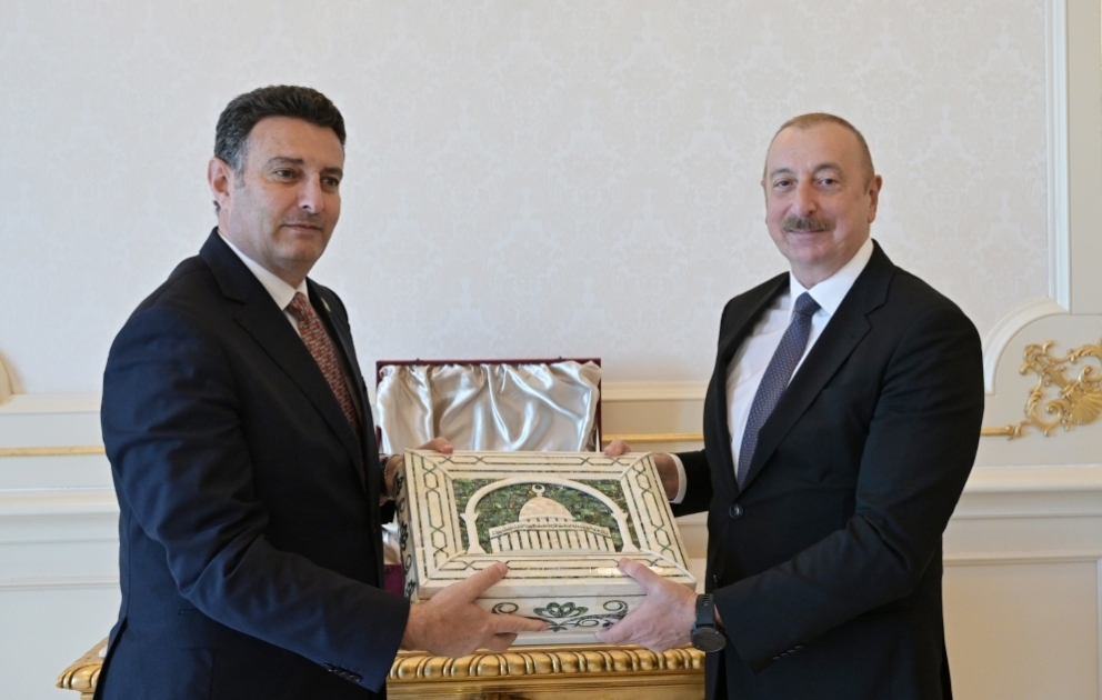 Le président de la République reçoit le président de la Chambre des Représentants jordanienne VIDEO