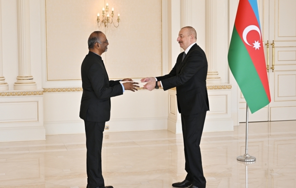 Le président de la République reçoit les lettres de créance du nouvel ambassadeur d’Inde MIS A JOUR