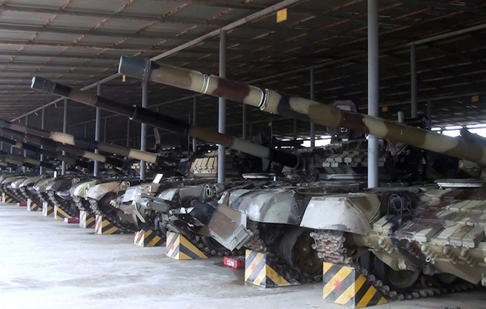 Azerbaijan’s Defense Ministry: Transferring weapons and military equipment into summer operation mode completed VIDEO