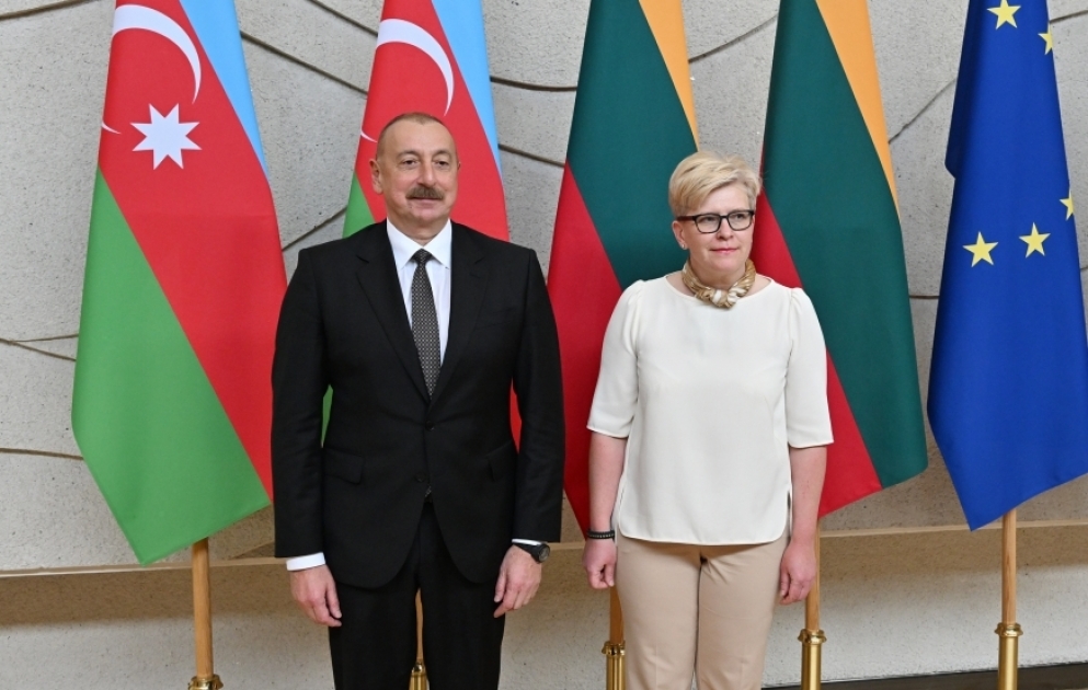 Vilnius : le président azerbaïdjanais rencontre la Première ministre lituanienne  MIS A JOUR VIDEO