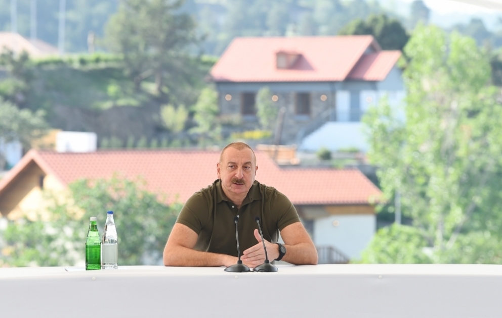 Azərbaycan Prezidenti Qarabağdakı erməni “məmurlar”a hansı hallarda güzəşt oluna biləcəyini açıqlayıb  VİDEO
