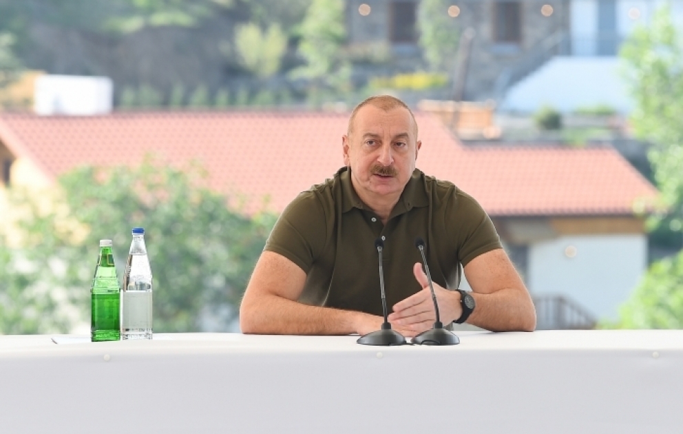 Prezident: Son vaxtlar beynəlxalq təşkilatlar faktiki olaraq bizim mövqeyimizlə tamamilə razılaşıblar VİDEO