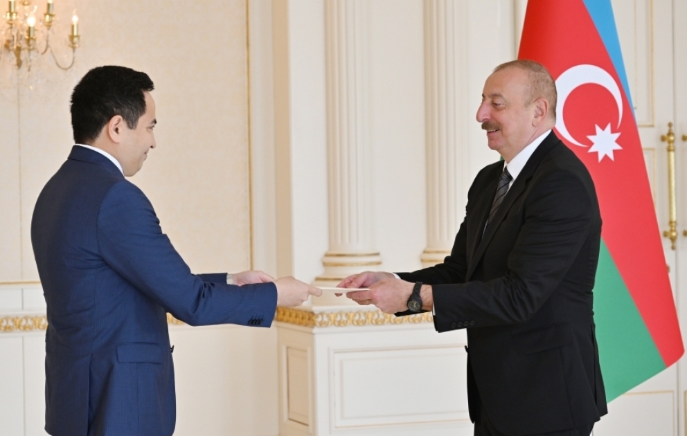 President of Azerbaijan Ilham Aliyev accepted credentials of incoming ambassador of Kazakhstan VIDEO