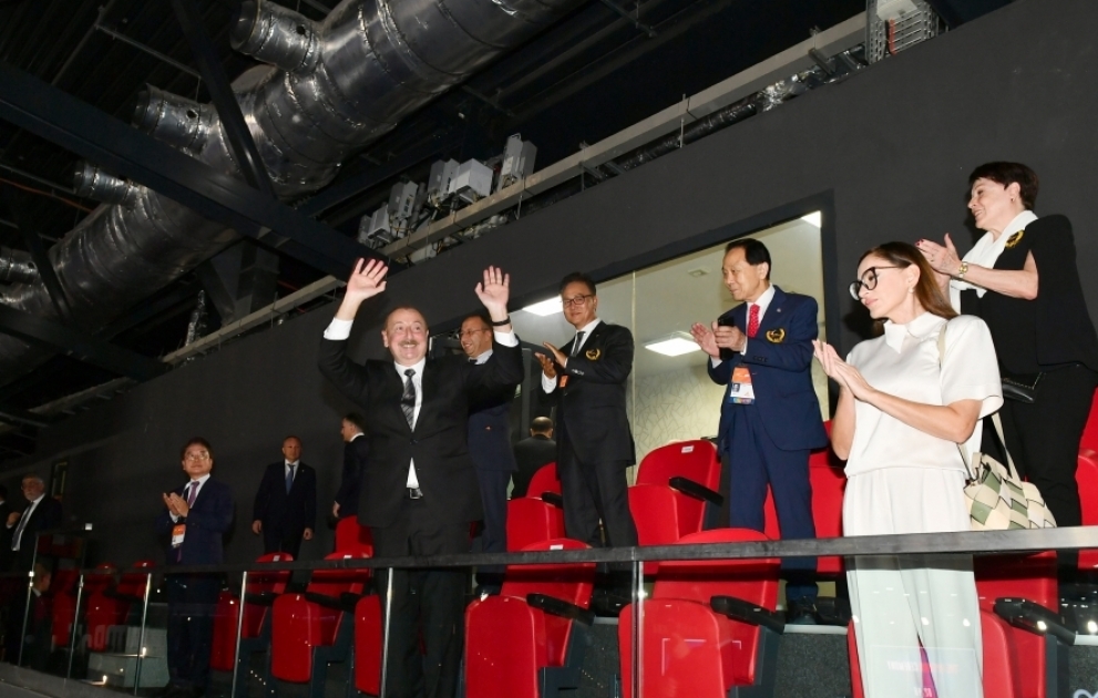 Bakıda taekvondo üzrə 26-cı dünya çempionatının açılış mərasimi keçirilib  Prezident İlham Əliyev və birinci xanım Mehriban Əliyeva açılış mərasimini izləyiblər YENİLƏNİB-2 VİDEO