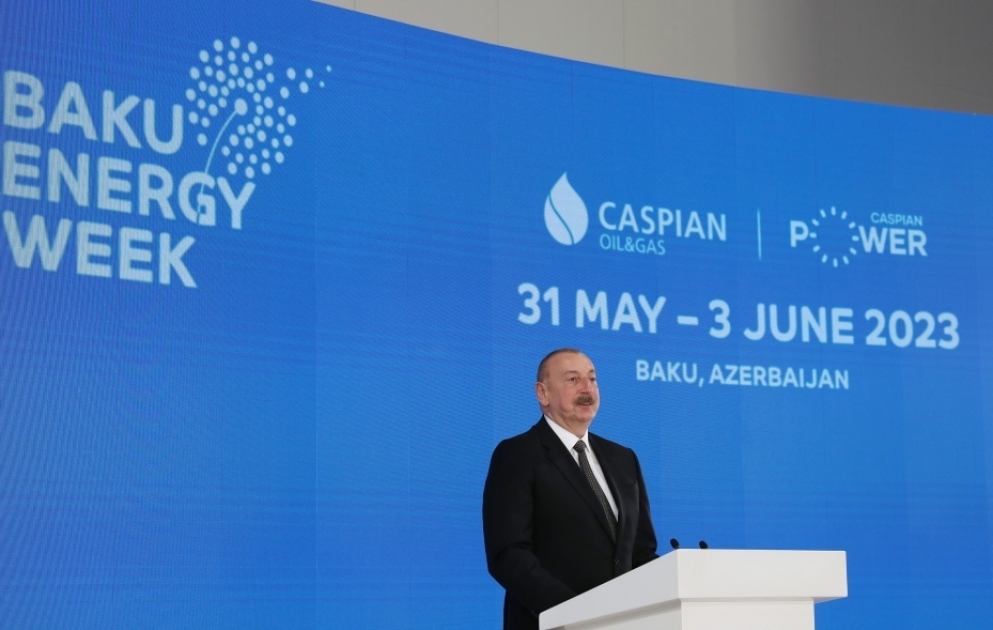 Prezident İlham Əliyev Bakı Enerji Həftəsi çərçivəsində 28-ci Beynəlxalq Xəzər Neft və Qaz Sərgisinin rəsmi açılış mərasimində iştirak edib YENİLƏNİB-4 VİDEO