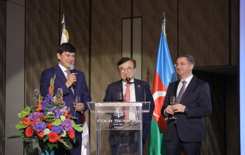 Seulda Ümummilli Liderin 100 illiyi və Müstəqillik Günü qeyd olunub VİDEO