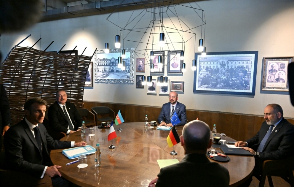 Informelles Treffen von Leadern Aserbaidschans, Armeniens, des EU-Rats, Deutschlands und Frankreichs in Chișinău VIDEO