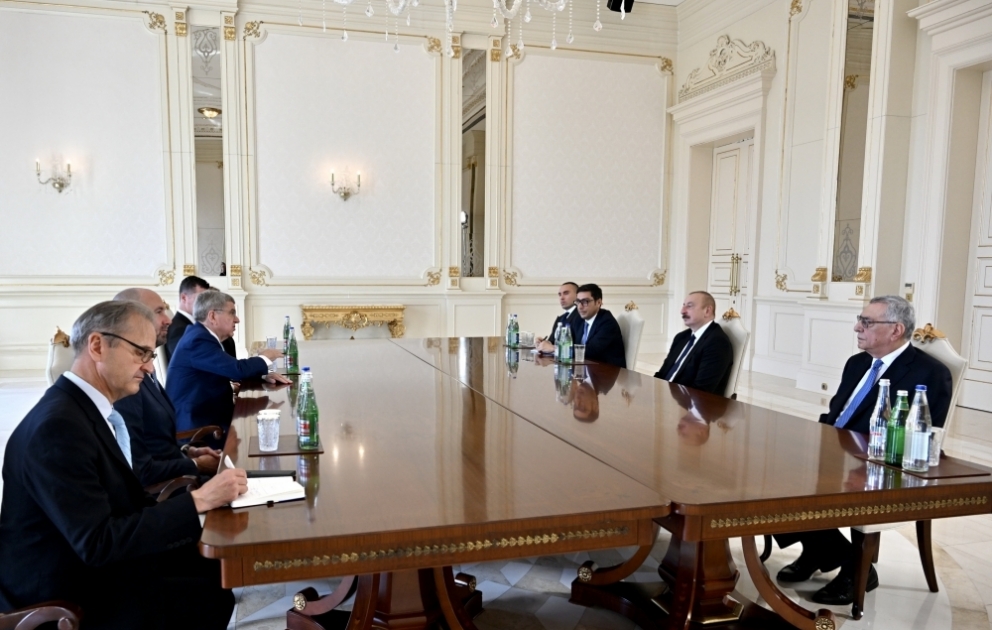 Präsident Ilham Aliyev empfängt IOC-Präsident Thomas Bach AKTUALISIERT VIDEO