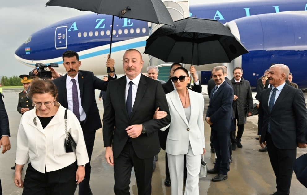 Azərbaycan Prezidenti İlham Əliyev və birinci xanım Mehriban Əliyeva Türkiyəyə işgüzar səfərə gəliblər YENİLƏNİB VİDEO