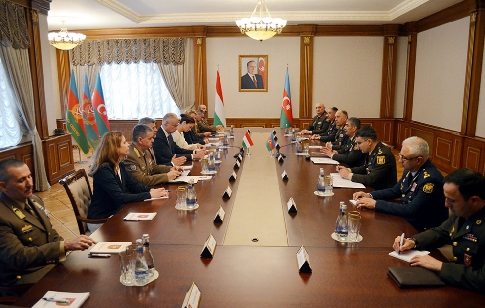 Azerbaijan, Hungary discuss expansion of military cooperation VIDEO