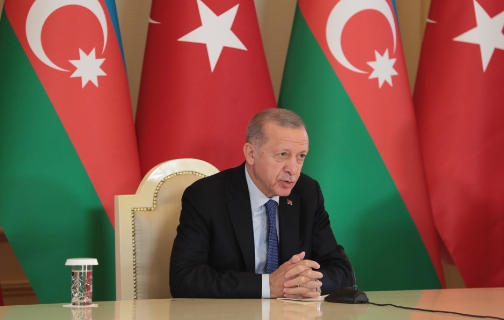 Prezident Ərdoğan: Səlahiyyətlərimin icrasına başlama mərasimində İlham qardaşımın xanımı ilə birlikdə iştirakı dünyaya və Türkiyəyə bir mesajdır  VİDEO