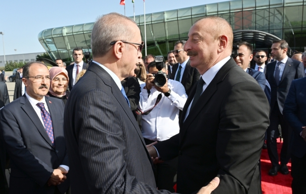 Präsident Recep Tayyip Erdogan beendet seinen Staatsbesuch in Aserbaidschan VIDEO