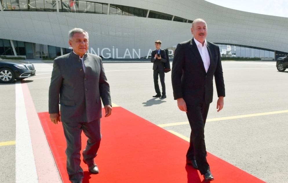 Rais of Tatarstan Rustam Minnikhanov together with President of Azerbaijan Ilham Aliyev headed to Baku from Zangilan International Airport VIDEO