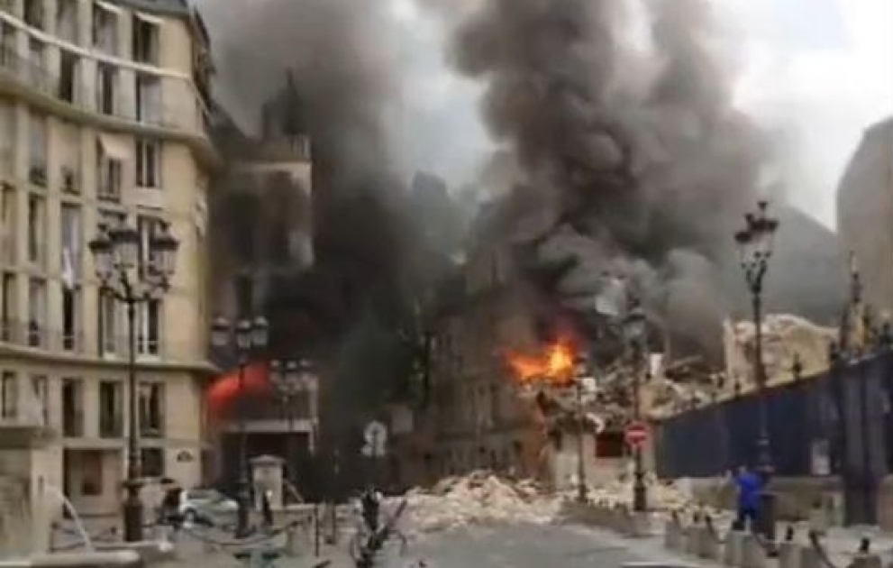 Parisin 5-ci rayonunda güclü partlayış baş verib VİDEO