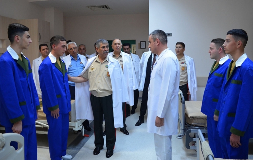 Silahlı Qüvvələr Günündə hərbi hospital ziyarət edilib VİDEO