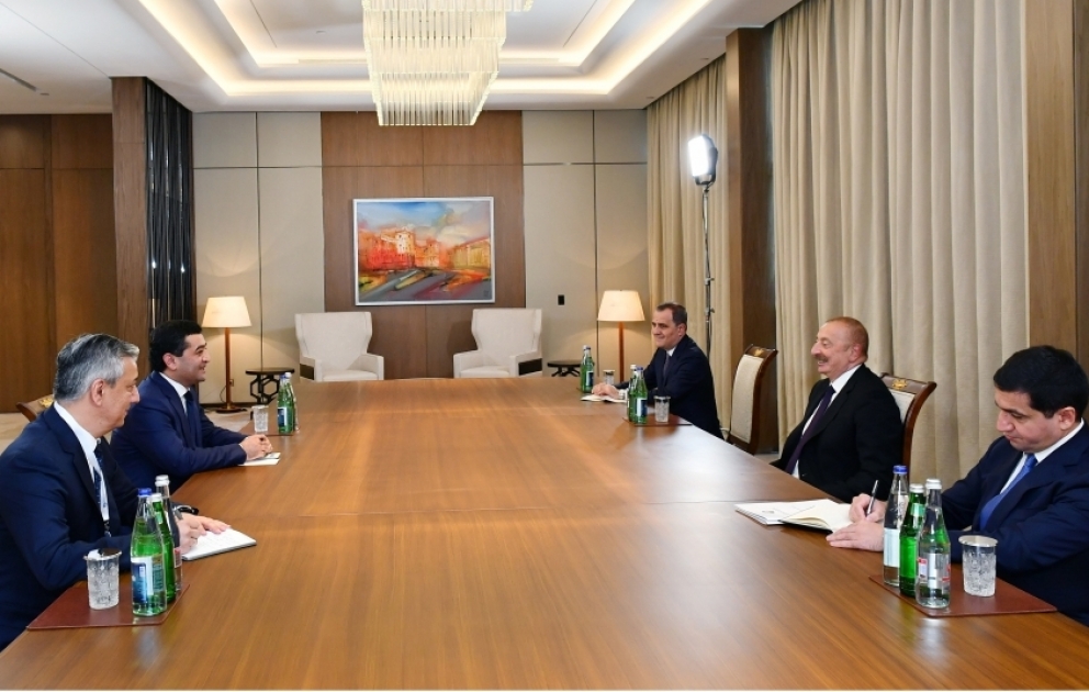 Entretien du président azerbaïdjanais avec le ministre ouzbek des Affaires étrangères  MIS A JOUR VIDEO