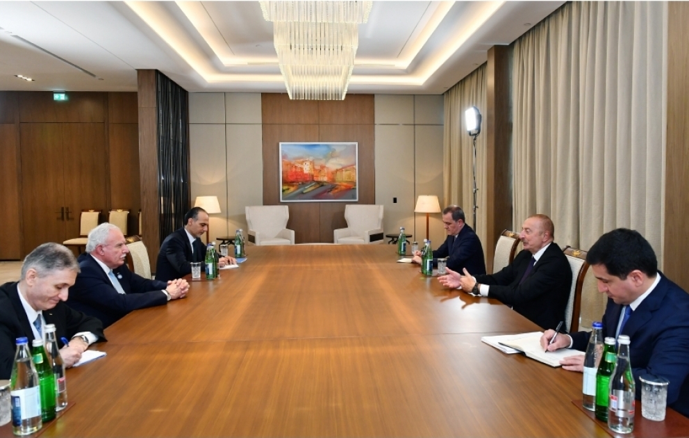 Le président Aliyev reçoit le ministre palestinien des Affaires étrangères VIDEO