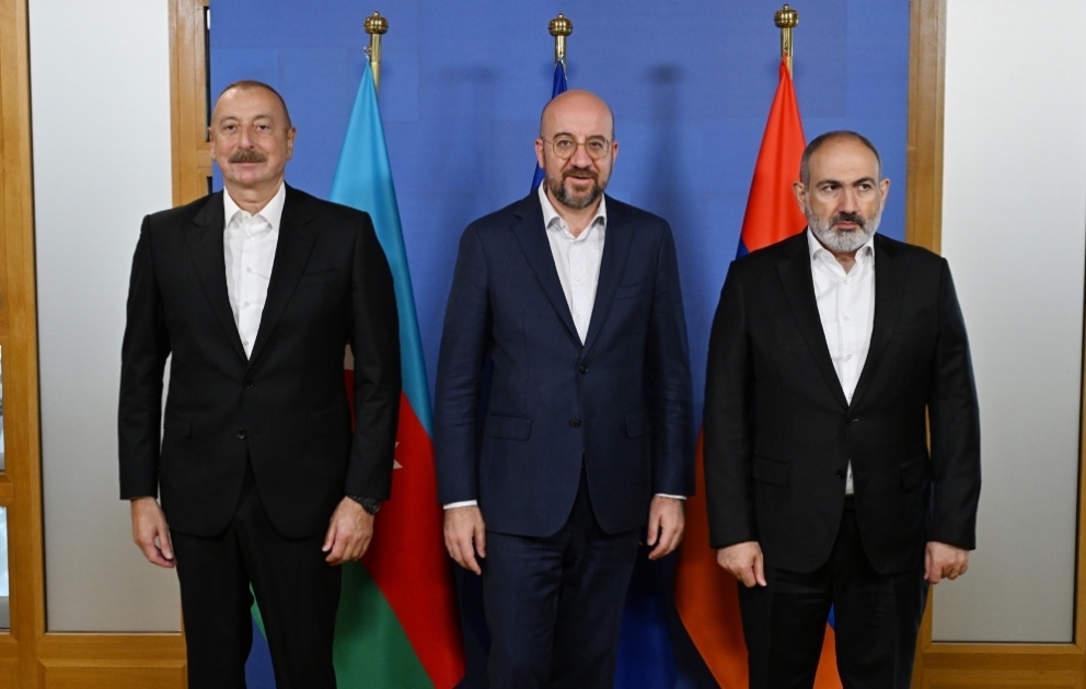 Réunion trilatérale entre le président Ilham Aliyev, le président du Conseil européen et le premier ministre arménien à Bruxelles  MIS A JOUR VIDEO