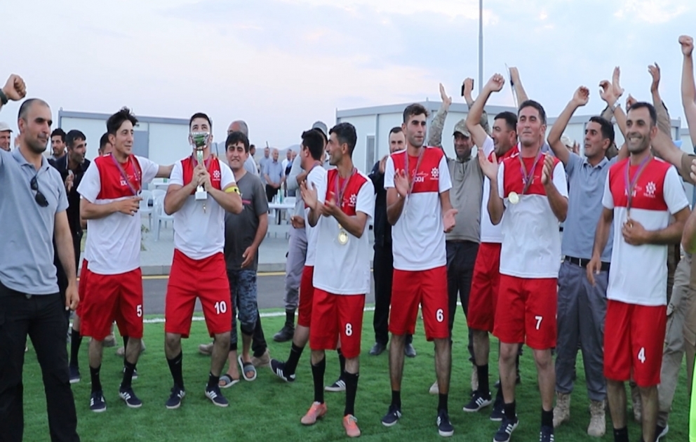 ANAMA-nın minatəmizləmə komandaları arasında təşkil olunmuş minifutbol turnirinə yekun vurulub VİDEO