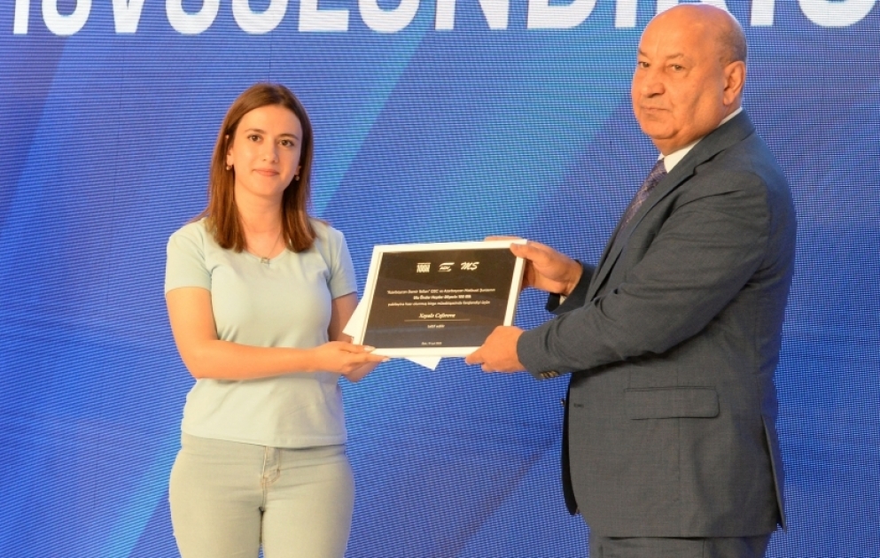 ADY media müsabiqəsinin qaliblərini mükafatlandırıb  VİDEO