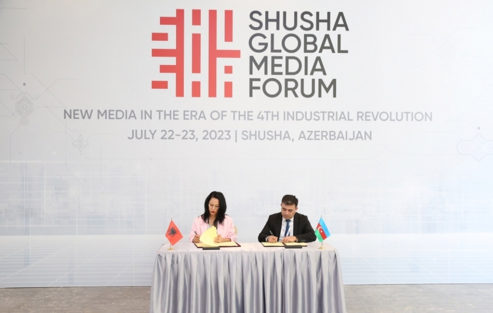 Globales Medienforum in Schuscha: AZERTAC unterzeichnet Vereinbarungen mit drei ausländischen Nachrichtenagenturen VIDEO