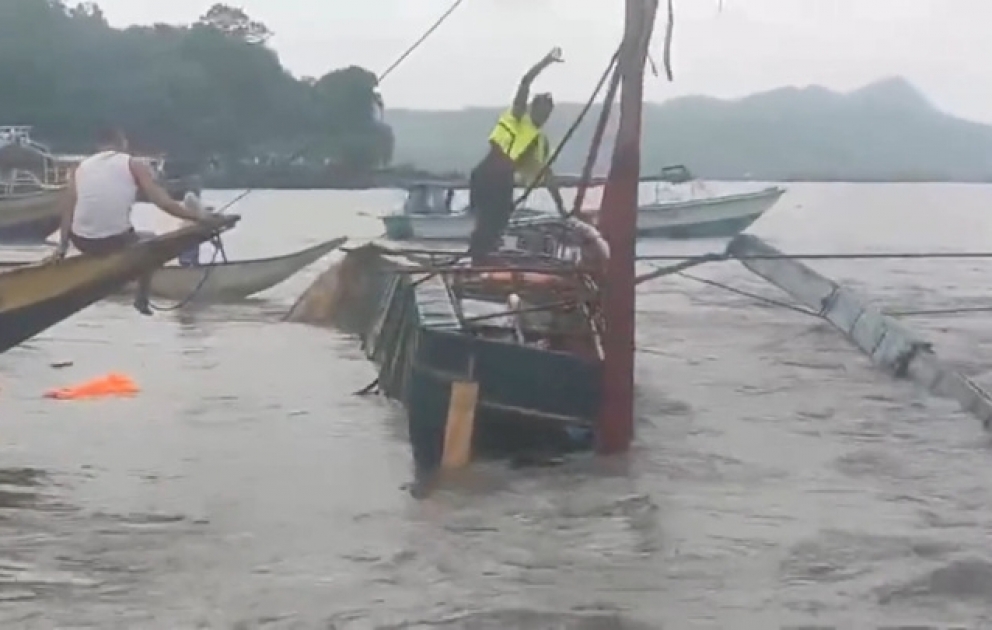 Boat captain, coast guard probed for liability in Philippines' boat accident VIDEO